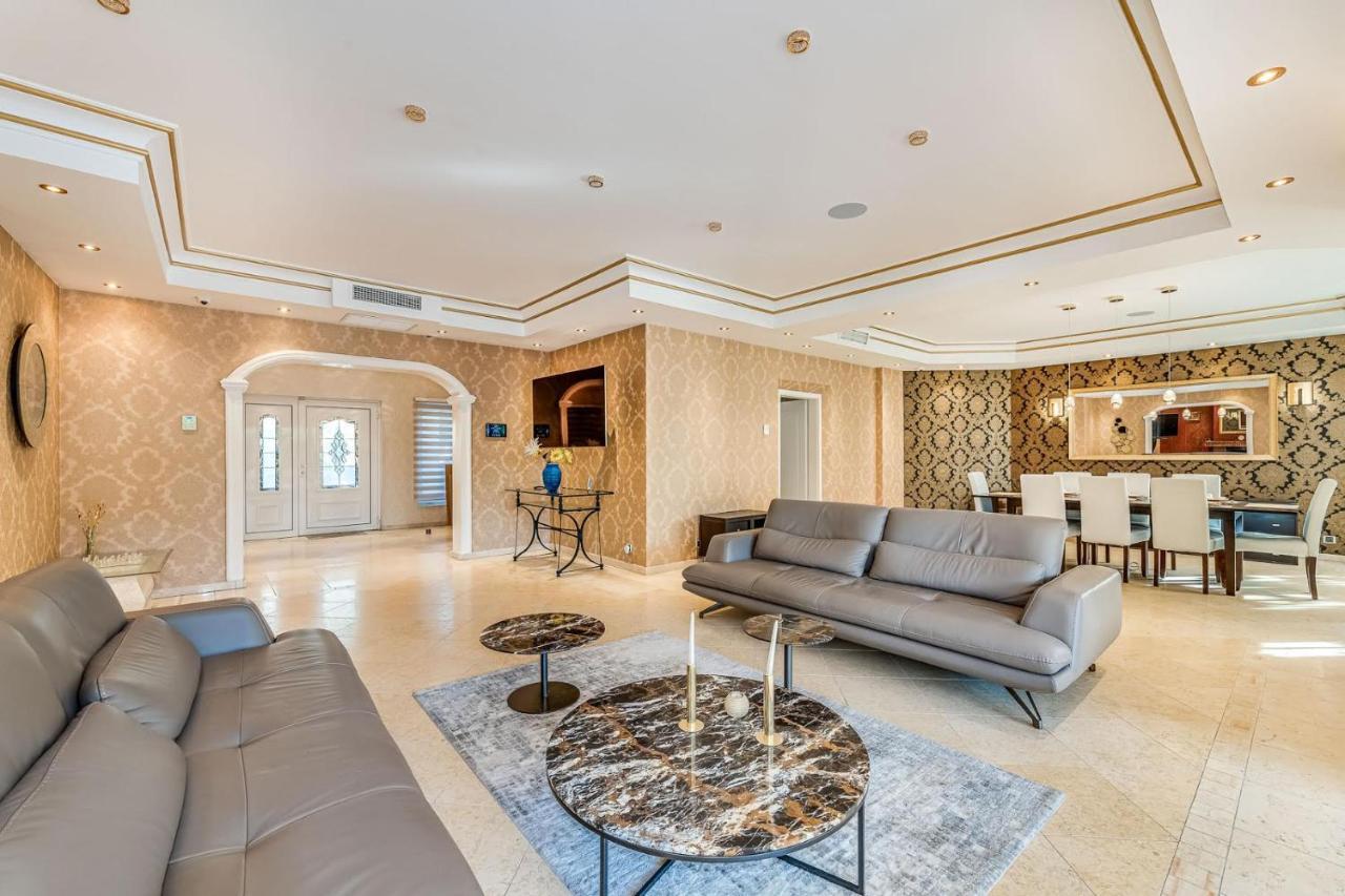 מארבלה Villa Svim, Walking Distance To The Beach! מראה חיצוני תמונה