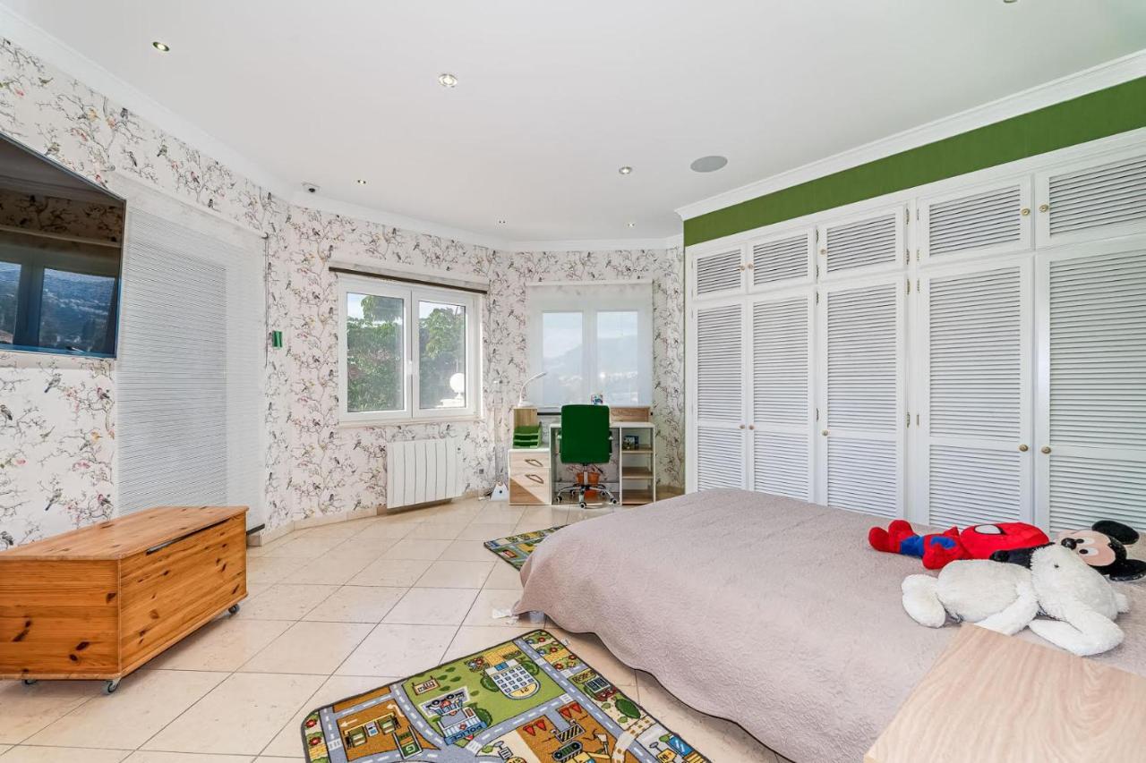 מארבלה Villa Svim, Walking Distance To The Beach! מראה חיצוני תמונה