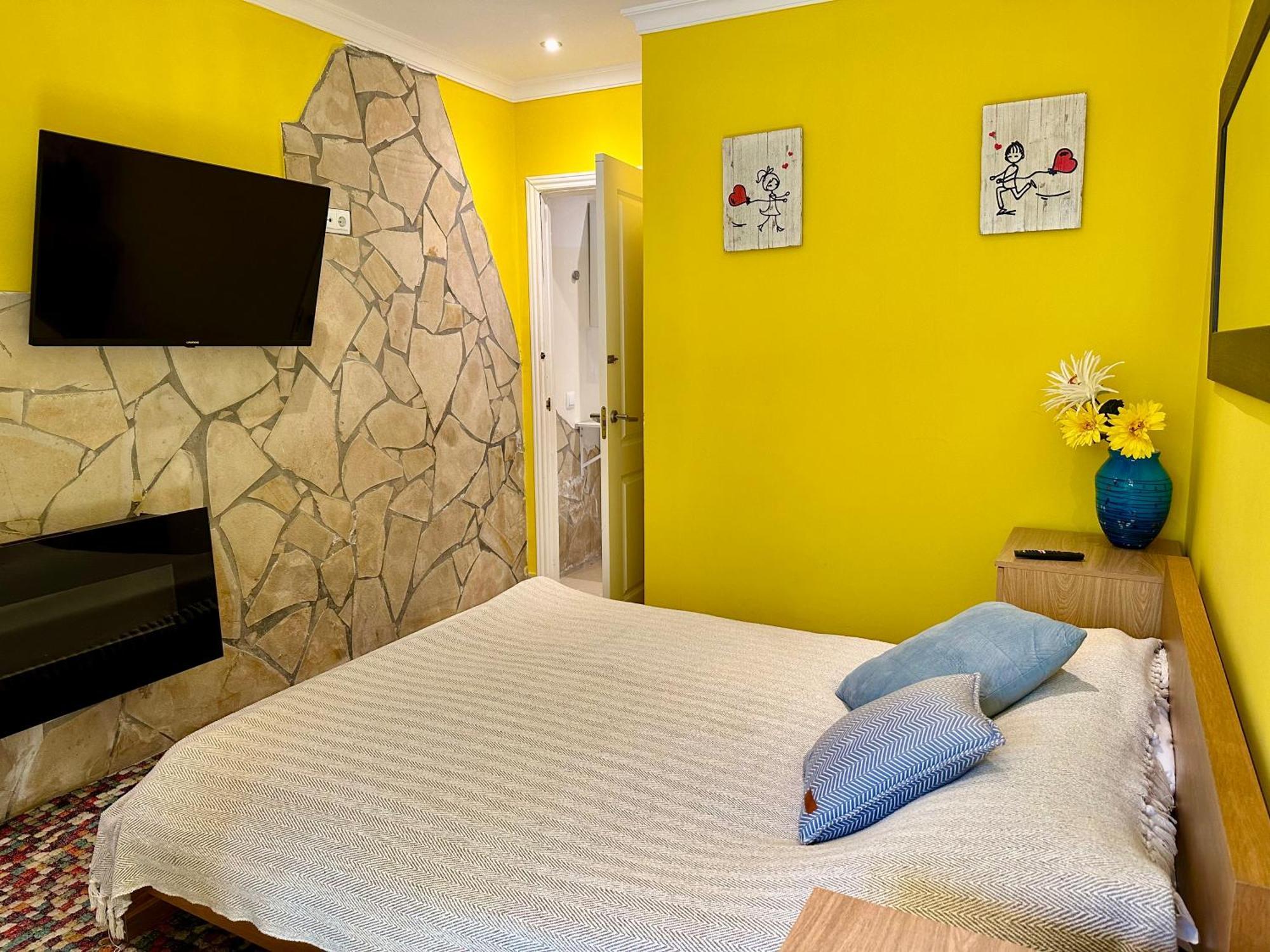 מארבלה Villa Svim, Walking Distance To The Beach! מראה חיצוני תמונה