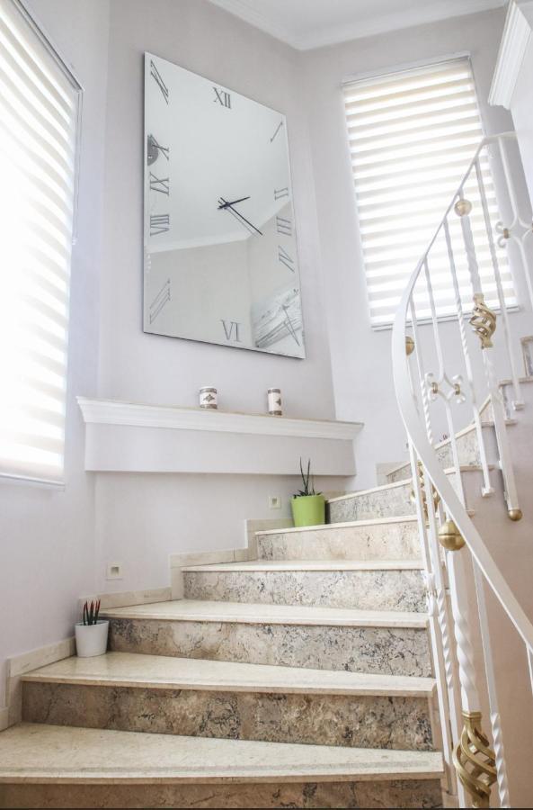 מארבלה Villa Svim, Walking Distance To The Beach! מראה חיצוני תמונה